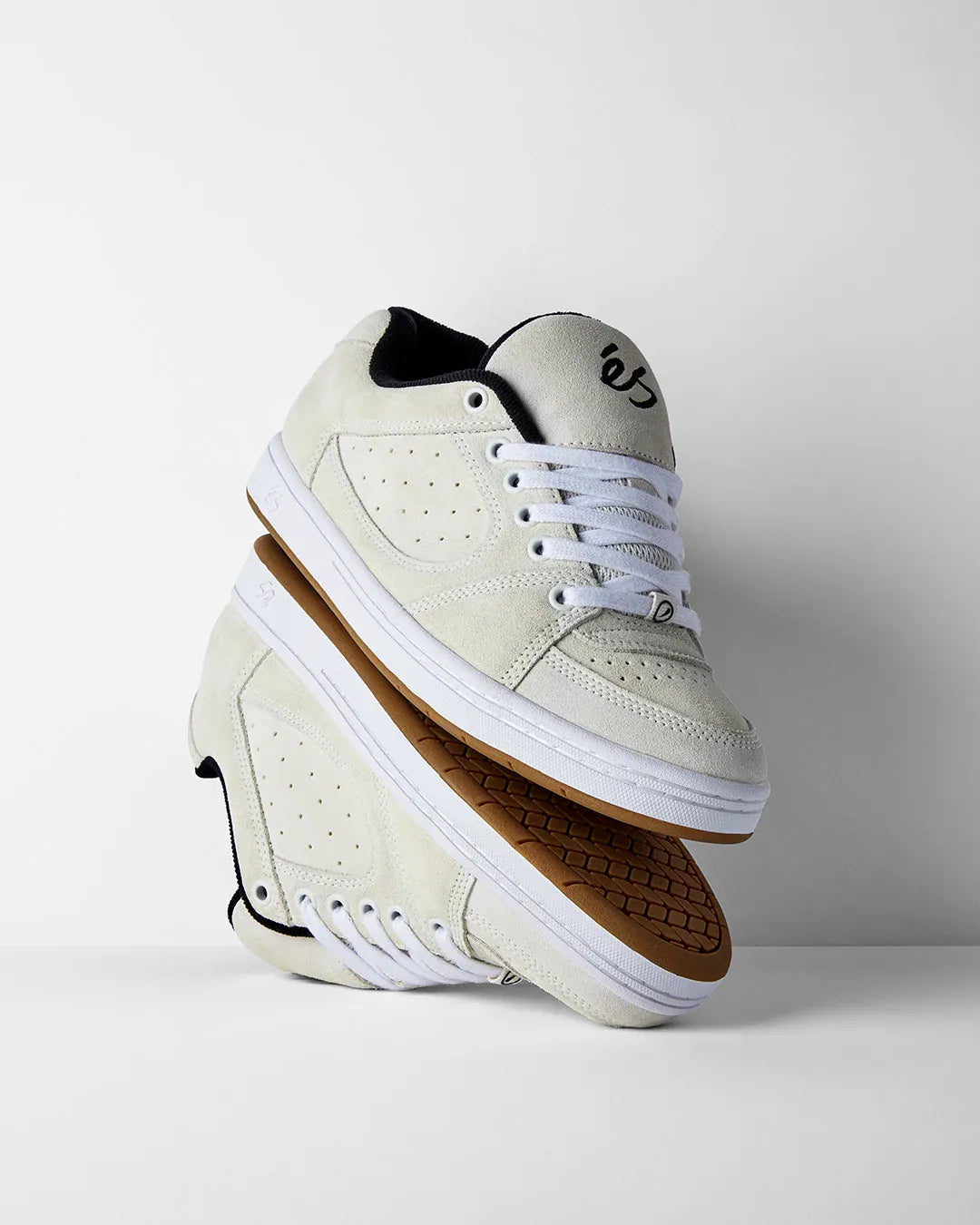 Accel Skate Shoes in White, Black | éS Skateboarding Canada eS Footwear Sneakers Skate Style OG Premium