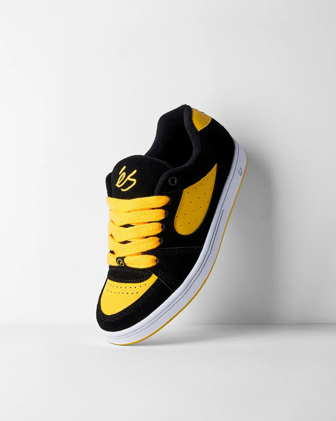 Accel Skate Shoes in Black, Yellow | éS Skateboarding Canada eS Footwear Sneakers Skate Style OG Premium