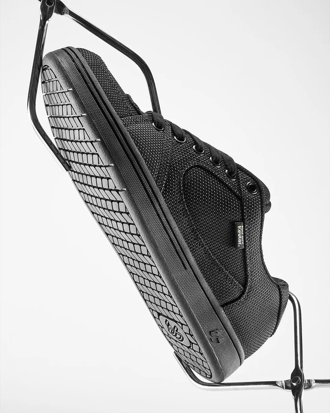 Accel X Kevlar Black – Skate Shoe | éS Skateboarding CA Low-Top Shoe eS Footwear Sneakers Skate Style OG Premium