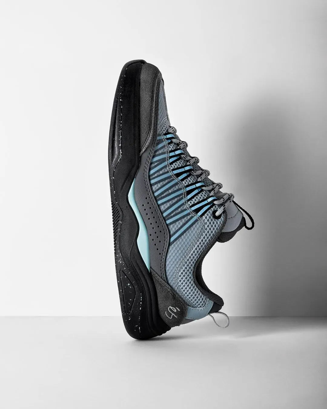 Imprint Grey/Black – Low-Top Shoe | éS Skateboarding CA Low-Top Shoe eS Footwear Sneakers Skate Style OG Premium
