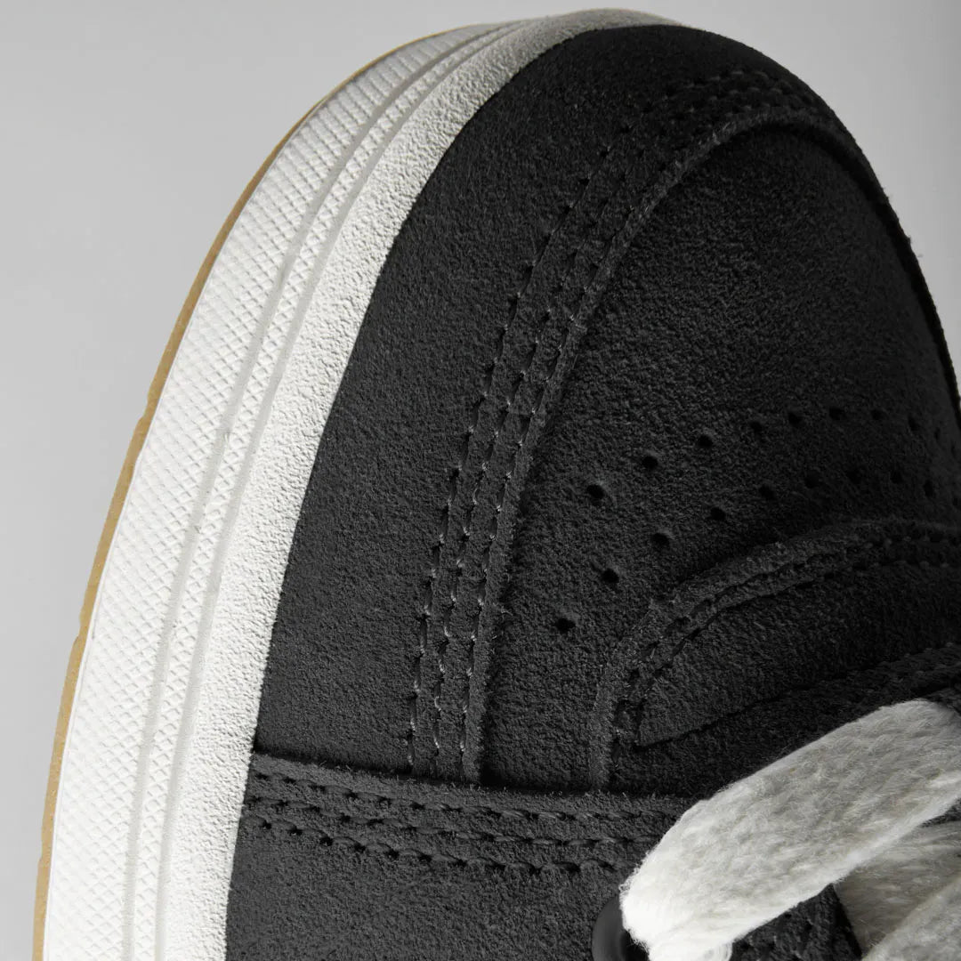 Accel Black/White – Low-Top Men's Shoe | éS Skateboarding CA Low-Top Shoe eS Footwear Sneakers Skate Style OG Premium