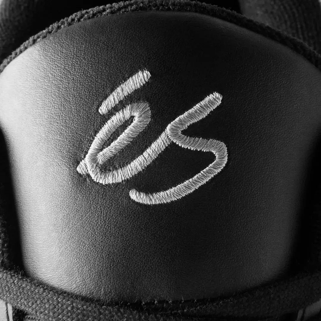 Accel Black/Black/Red – Skate Shoe | éS Skateboarding CA Low-Top Shoe eS Footwear Sneakers Skate Style OG Premium